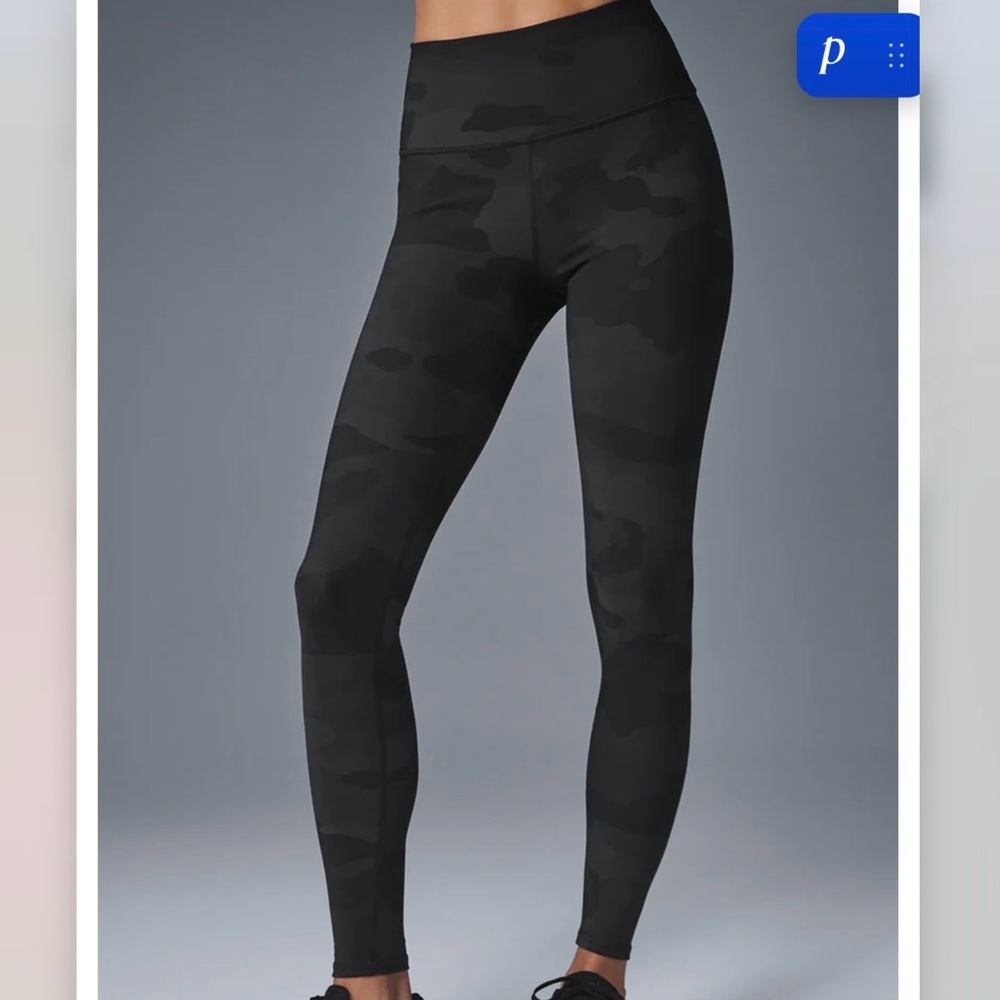 Alo Black/Grey Camo Leggings